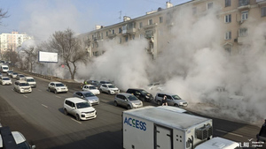 Прорыв теплотрассы во Владивостоке. Фото © VK / VDK —город Владивосток