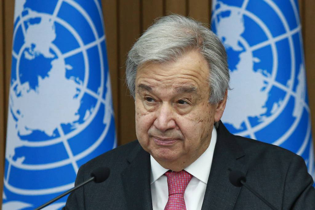 Гутерриш прибыл на Украину, где обсудит с Зеленским зерновую сделку