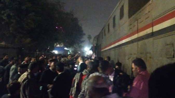 В Египте один человек погиб при сходе поезда с рельсов