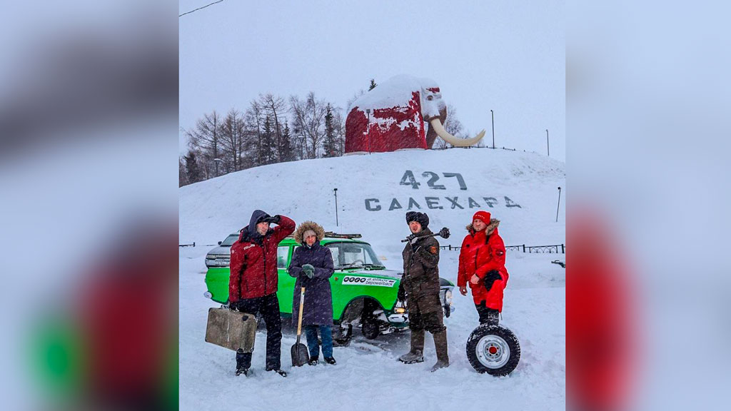 Российский блогер проехал 4000 км и добрался до Арктики на 42-летнем "Москвиче"