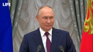 Путин: У нас здоровое общество, основанное на исторических традициях