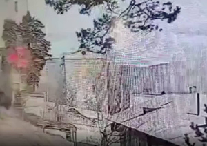 Момент взрыва газа в жилом доме в Чите попал на видео