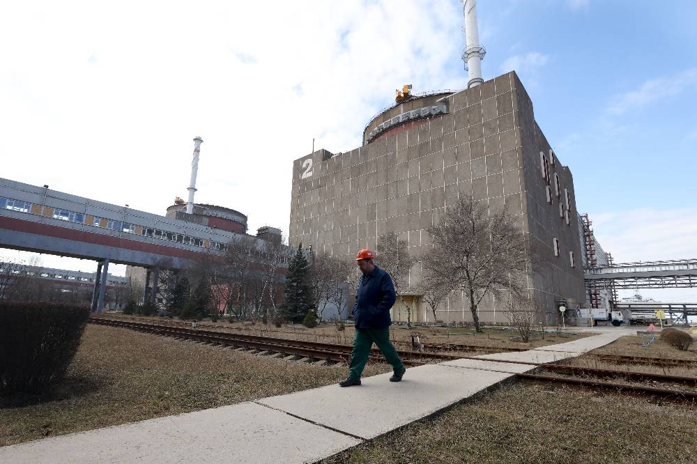 Пятый и шестой энергоблоки Запорожской АЭС перевели в режим холодного останова