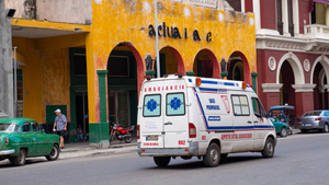 Пятеро россиян пострадали в ДТП с туристическим автобусом на Кубе
