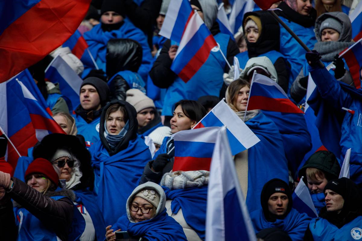 ВЦИОМ: Россияне довольны суверенной внешней политикой РФ без оглядки на Запад