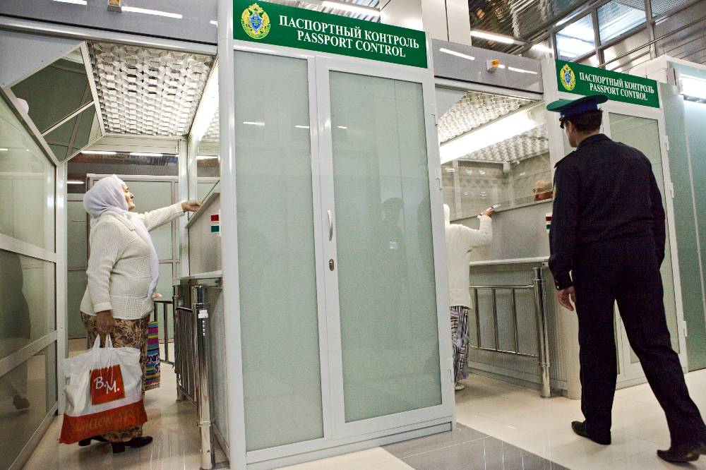 Россия в качестве ответной меры закрыла въезд для 333 граждан Канады