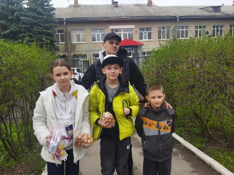 18-летний россиянин стал опекуном братьев и сестры после смерти родителей