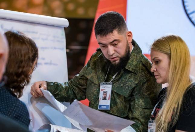 Девять финалистов конкурса Лидеры возрождения. ДНР получили назначения