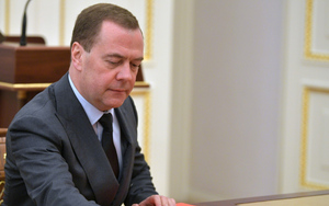 Медведев похвалил Орбана за смелое высказывание об Украине