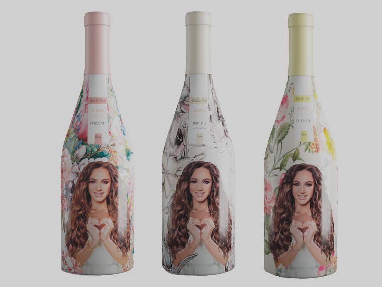 Изображение Ольги Бузовой печатали на бутылках с шипучим. Фото © lux31.ru