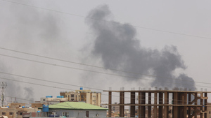В столице Судана спецназ обстрелял бронированный автомобиль Посольства США