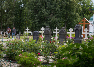Россияне получили возможность познакомиться с покойниками по QR-кодам
