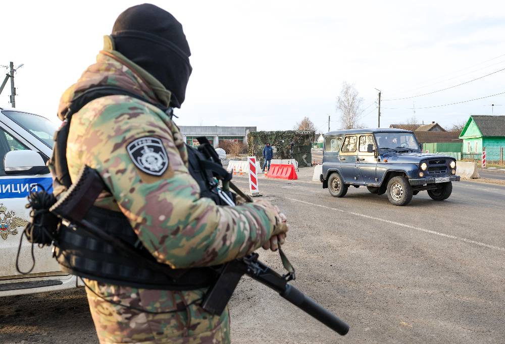 Украинский диверсант наткнулся на мину при попытке прорваться в Брянскую область