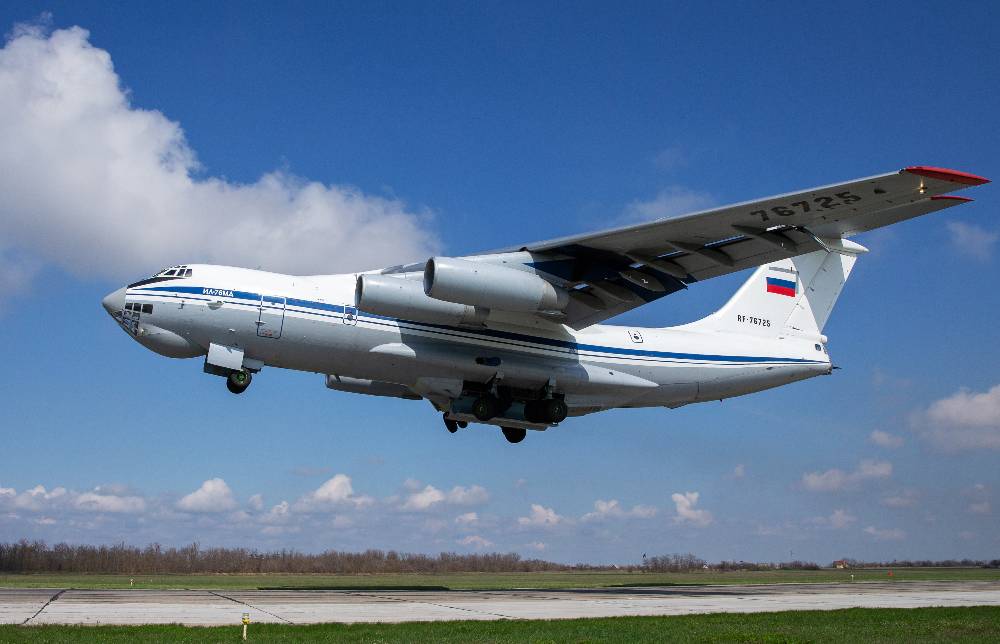 Двух человек уволили из-за опасного сближения военного Ил-76 и белорусского РС-12 над Самарой