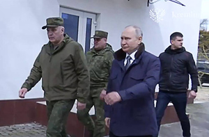 Журналистам раскрыли, как Кремль решил "не искушать врага" на фоне визита Путина в штабы СВО