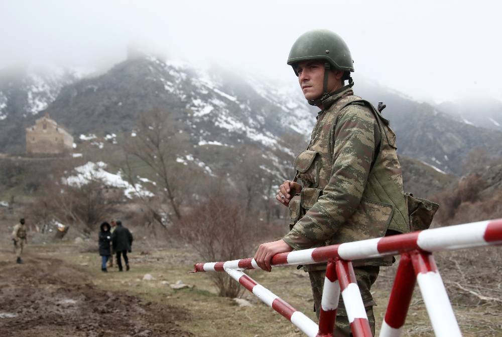 Свердловский военкомат опроверг слухи об отправке срочников в Нагорный Карабах