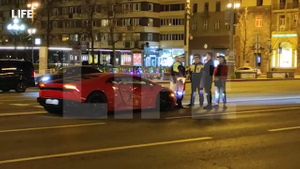Lamborghini ценой в несколько миллионов ударили в центре Москвы