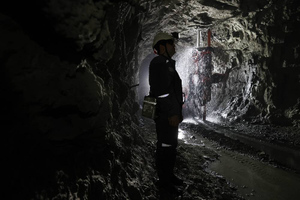 347 горняков эвакуировали с рудника под Челябинском, где произошёл пожар