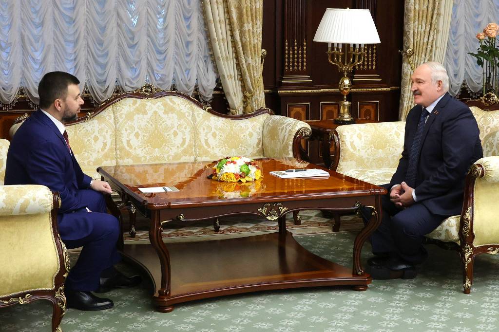 Украина решила отозвать посла в Белоруссии после встречи Лукашенко с Пушилиным