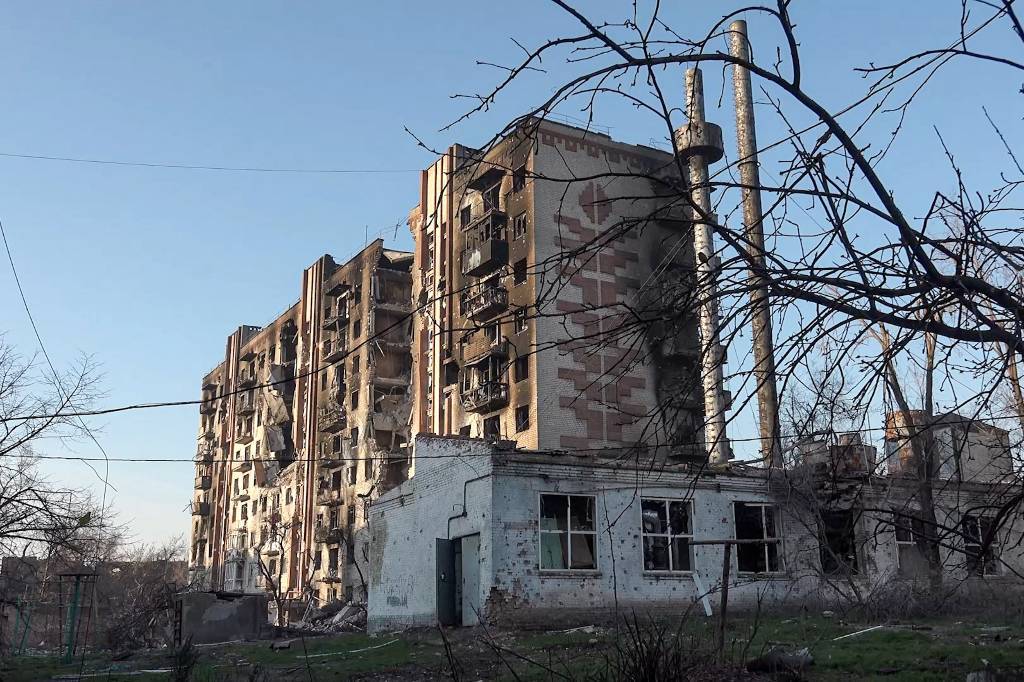 Жители Артёмовска не стали эвакуироваться на подконтрольную Киеву сторону и ждали прихода российских сил