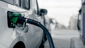 Эксперт спрогнозировал рост цен на топливо после решения о сокращении добычи нефти
