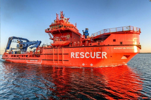 Спасательное судно отправлено на помощь севшему на мель на Сахалине балкеру