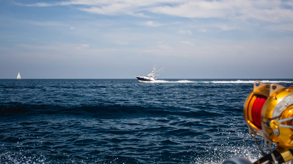 Яхта с россиянами подала сигнал SOS и пропала с радаров в Красном море