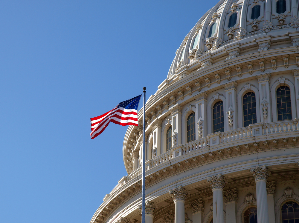 В Сенате США выступили против неограниченной помощи Украине