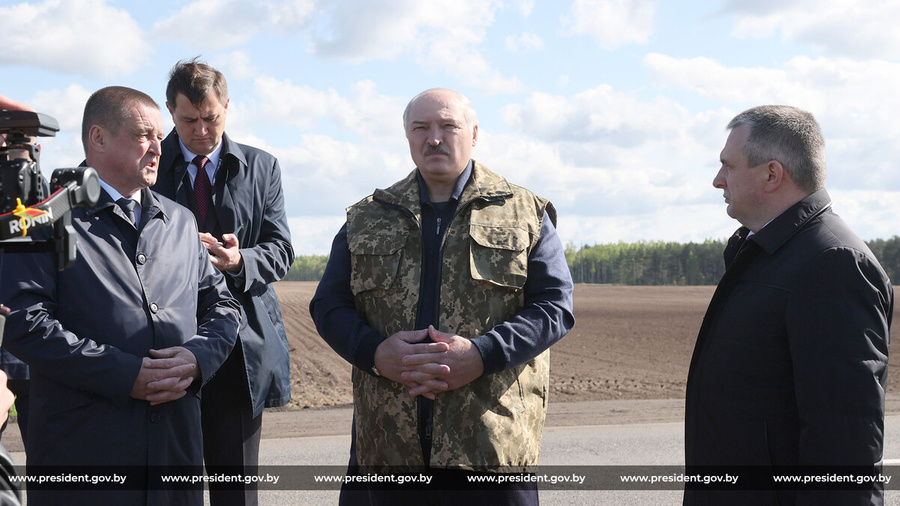 Александр Лукашенко в Гомельской области. Фото © "Президент Республики Беларусь"