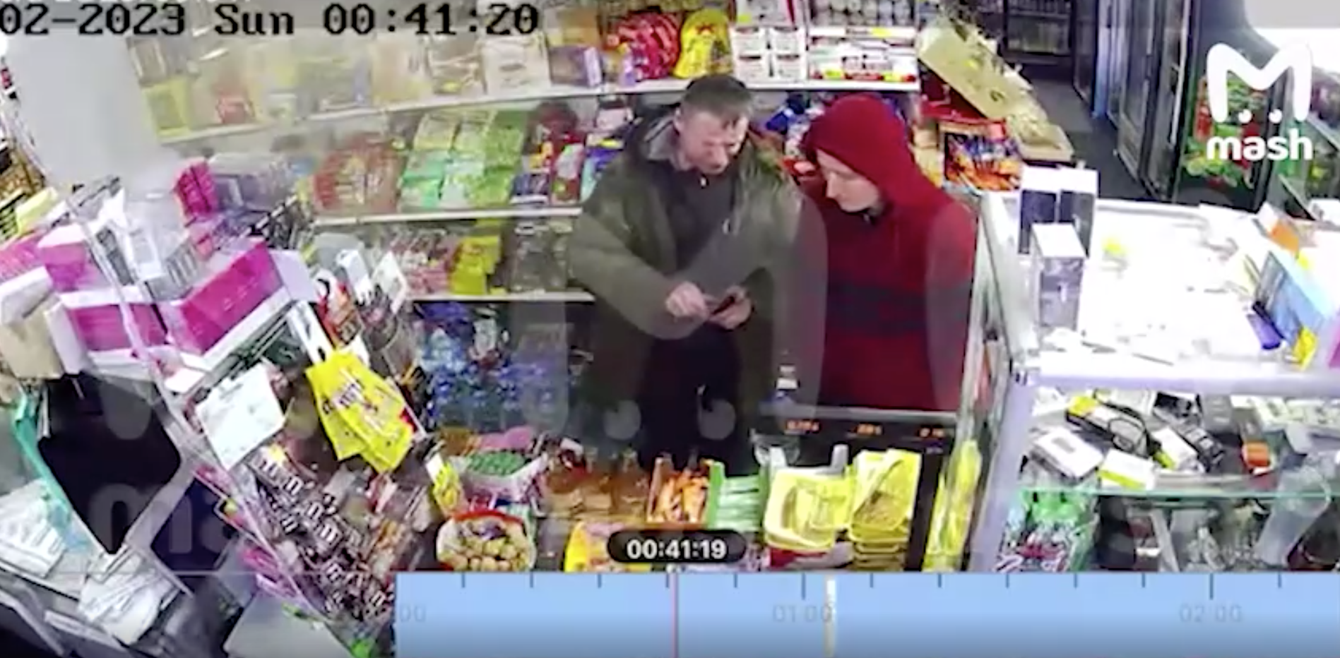 Появилось видео взрыва гранаты в магазине в Подмосковье