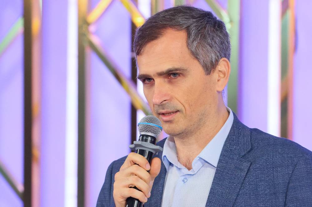 СБУ обвинила блогера Подоляку в госизмене и ещё четырёх преступлениях