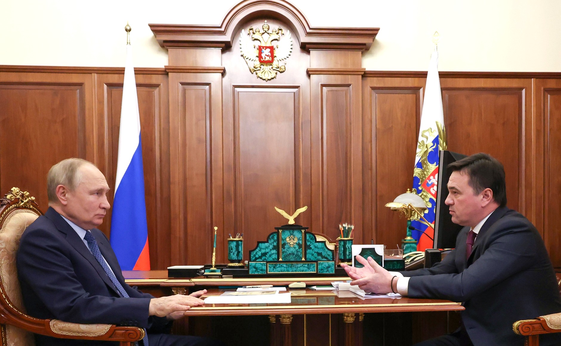 Путин поручил Воробьёву активно рекультивировать мусорные полигоны в Подмосковье