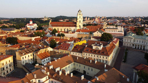 Россиянам больше не будут продавать недвижимость в Литве