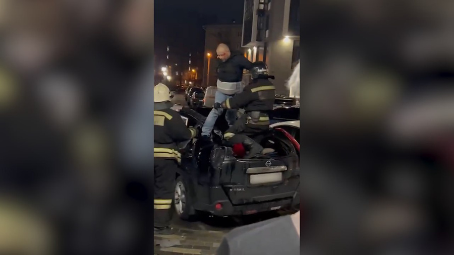 Упавший с 19-го этажа житель Воронежа. Фото © SHOT