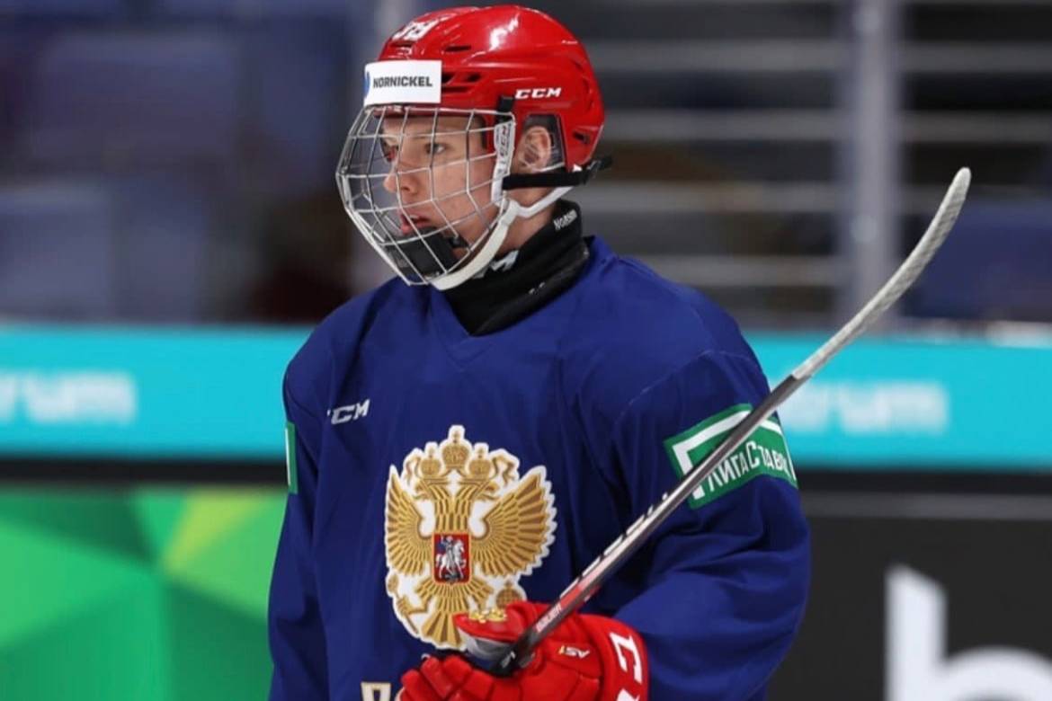 18-летний хоккеист Мичков обратился к погибшему отцу с душераздирающими словами