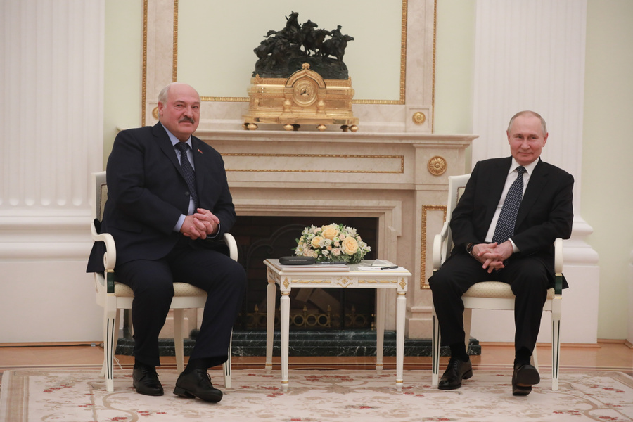 Президент Белоруссии Александр Лукашенко на встрече с российским коллегой Владимиром Путиным. Фото © LIFE / Павел Баранов