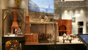 В Петербурге туристов научат отличать настоящие банкноты от фальшивых