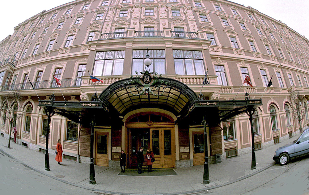 Гранд-отель "Европа". Фото © ТАСС / Сергей Смольский