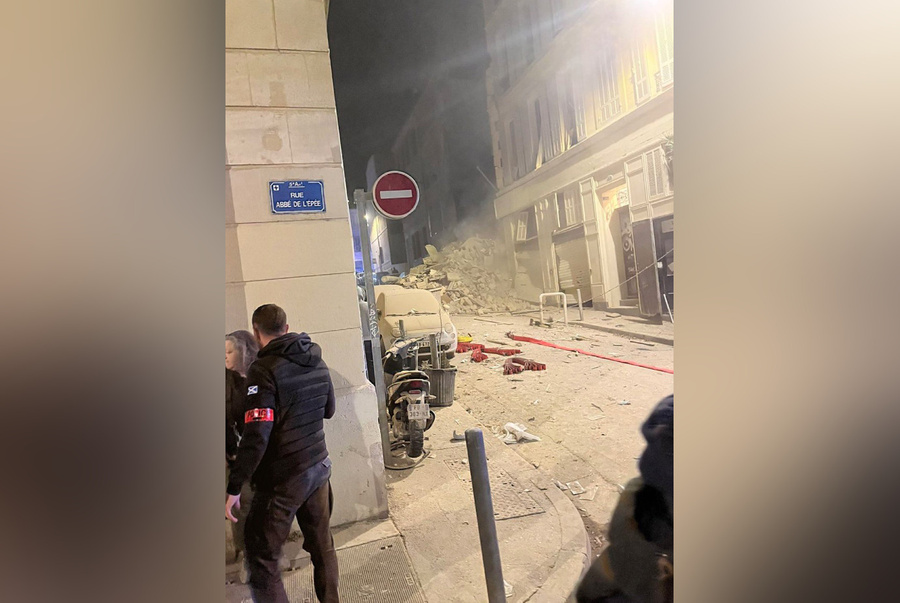 Последствия обрушения жилого дома в центре Марселя. Обложка © Twitter / naymerys