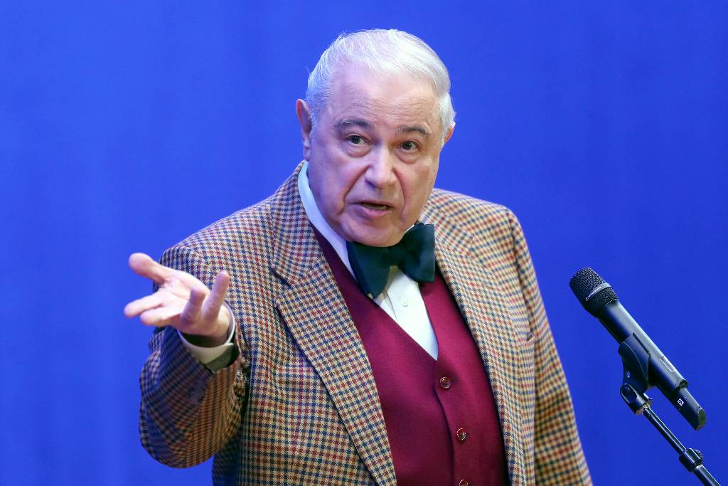 Никакой паники: Петросян ответил на сообщения о госпитализации