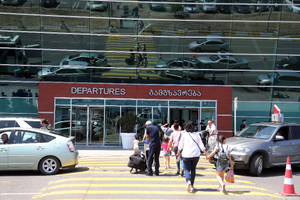Минтранс анонсировал запуск семи прямых рейсов из Москвы в Тбилиси