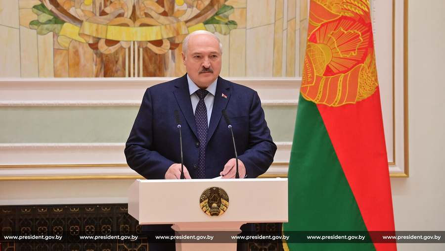 Александр Лукашенко. Обложка © Сайт президента Белоруссии