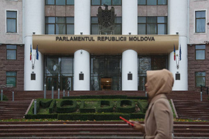 Парламент Молдавии одобрил денонсацию соглашений о телекомпании "Мир"