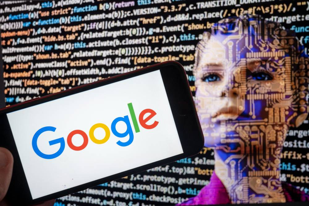 Google презентовала новую версию чат-бота, созданного для конкуренции с ChatGPT