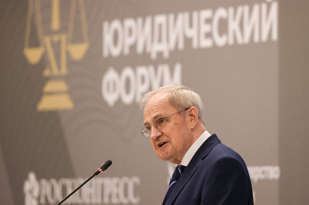 Глава КС России заявил, что Запад относится к остальному миру как к дикарям и варварам
