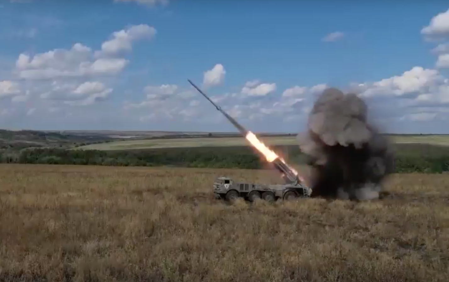 Военные РФ сбили четыре ракеты HIMARS на Южно-Донецком направлении