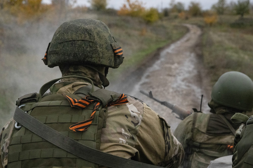Российские военные ударили по позициям Азова в зоне СВО
