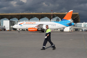 Авиакомпания "Азимут" открыла продажу билетов из РФ в Грузию