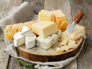 Памятка для гурмана: Как выбрать хороший сыр в магазине и какие сорта вкуснее всего