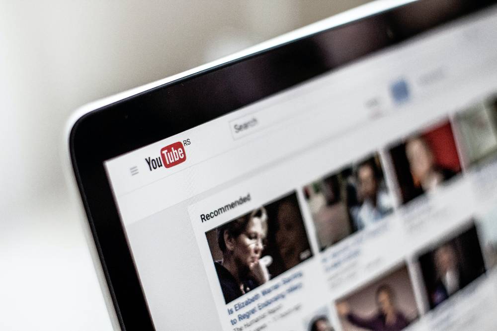 YouTube удалил канал радио Комсомольская правда с 500 тысячами подписчиков